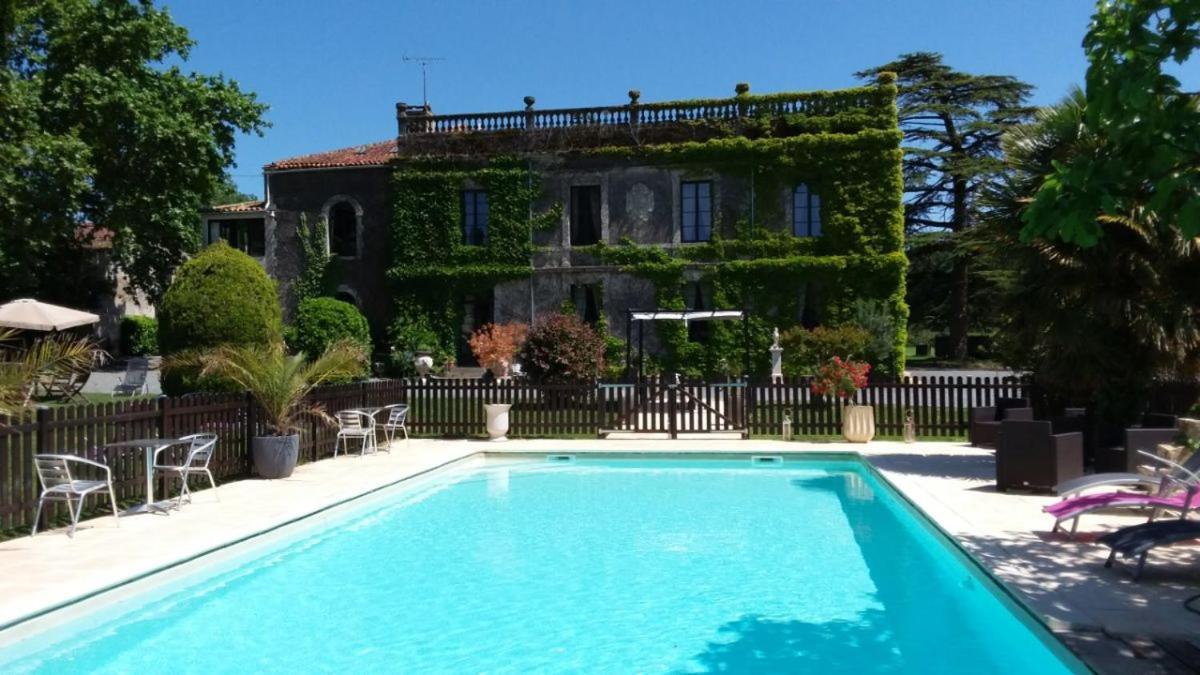 Bed and Breakfast Chateau Le Poiron Pissotte Exterior foto