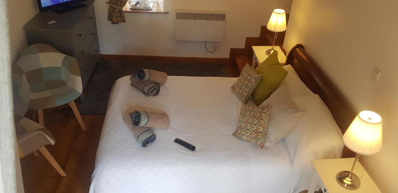 Bed and Breakfast Chateau Le Poiron Pissotte Exterior foto
